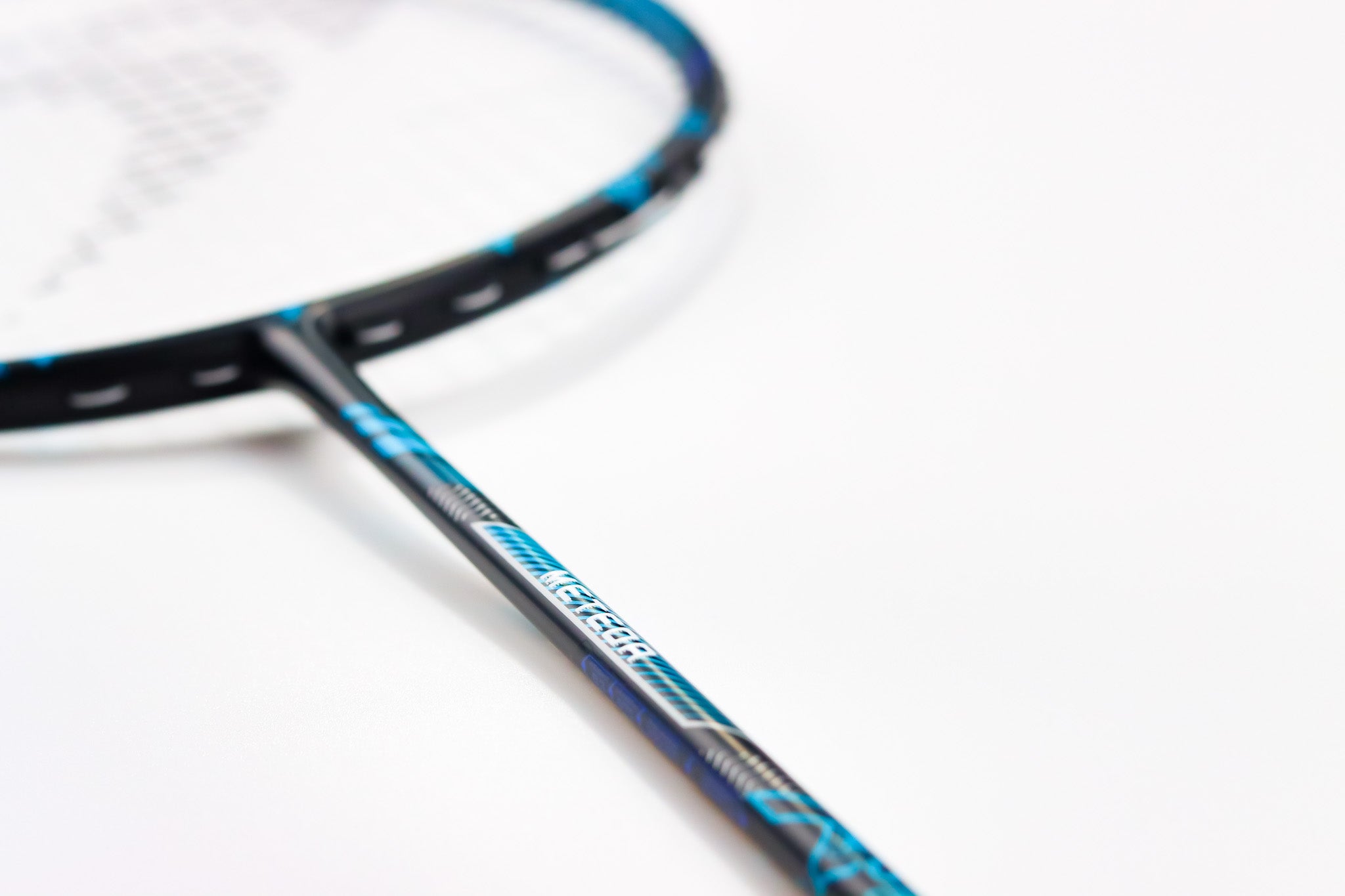 バドミントンラケット フライパワー　ティゾーナ FLYPOWER TIZONA（インドネシア産バドミントンラケット） – Flypower